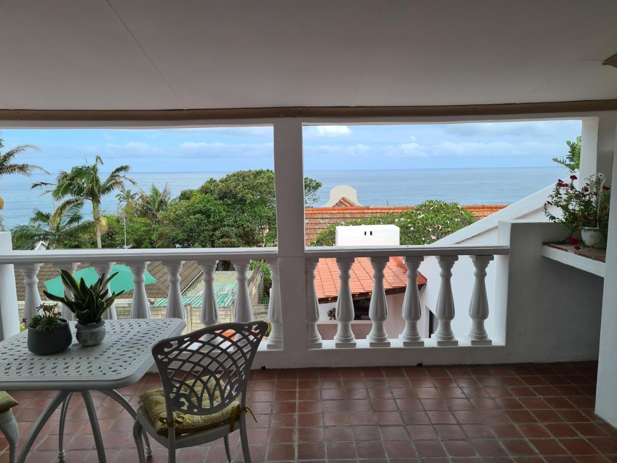 Indaba Manor On 413 Owen Ellis Dr Hotell Port Edward Exteriör bild